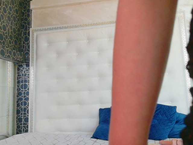 karissia-x live cam on BongaCams