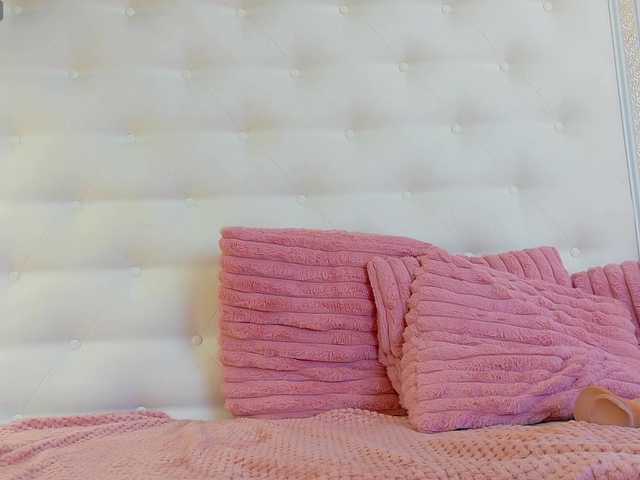 karissia-x live cam on BongaCams