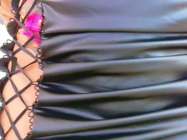 karissia-x live cam on BongaCams