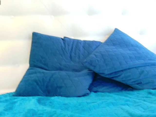 karissia-x live cam on BongaCams