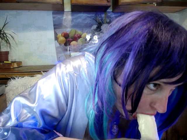 XHelenaX99 live webcam show