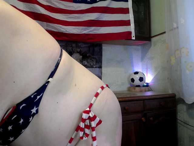 XHelenaX99 live cam on BongaCams