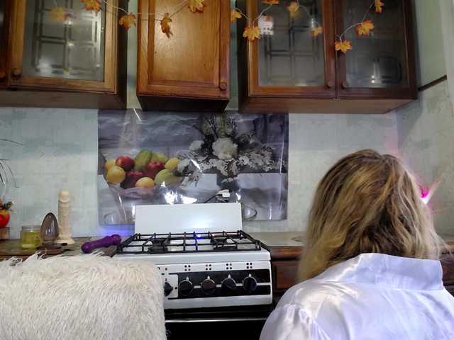 XHelenaX99 live cam on BongaCams