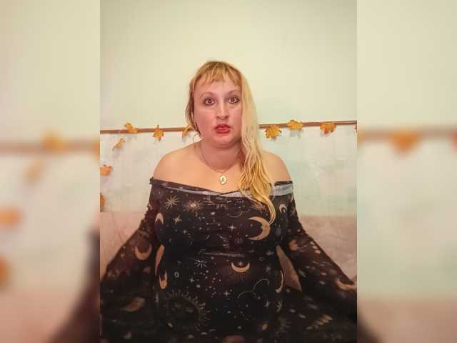 XHelenaX99 live cam on BongaCams