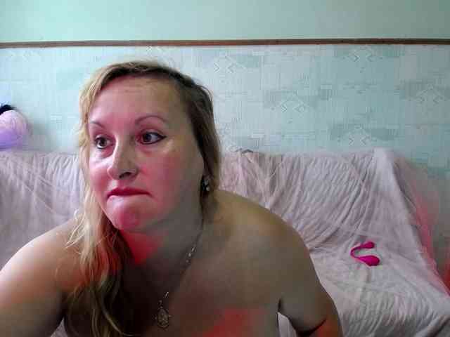 XHelenaX99 webcam