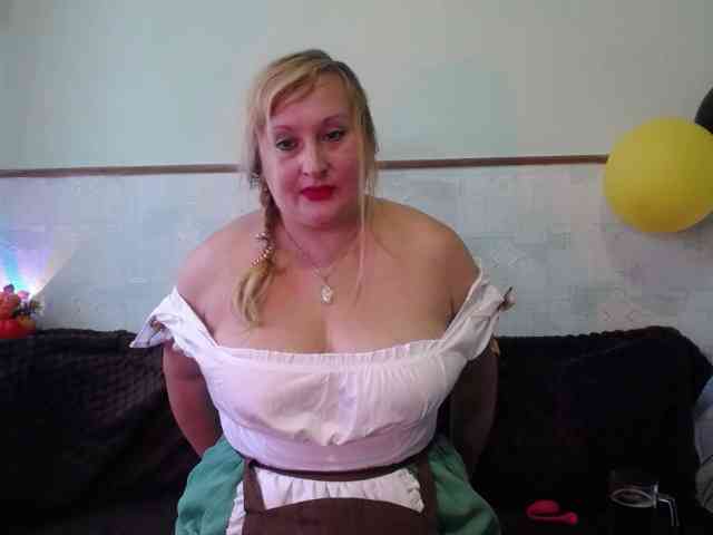 XHelenaX99 webcam