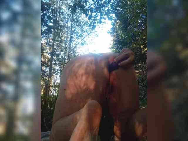XHelenaX99 webcam