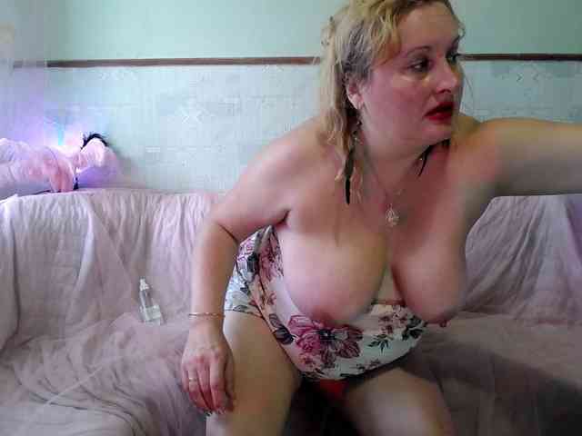 XHelenaX99 webcam