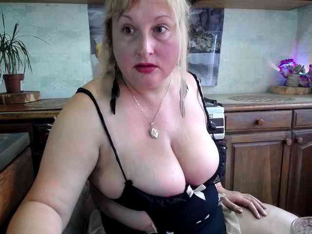 XHelenaX99 webcam