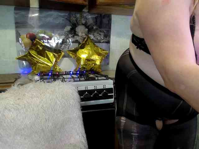 XHelenaX99 webcam
