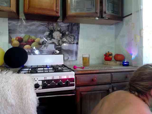 XHelenaX99 webcam
