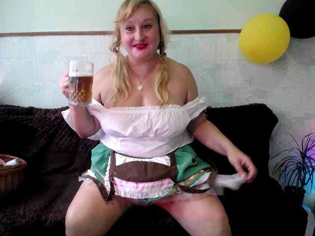 XHelenaX99 webcam
