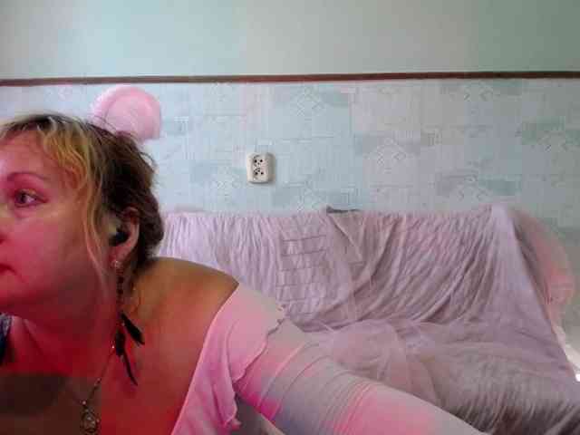 XHelenaX99 webcam