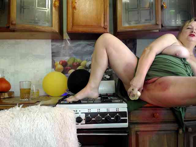 XHelenaX99 webcam
