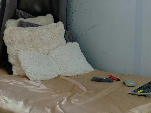 sasha-lst's BongaCams show and profile