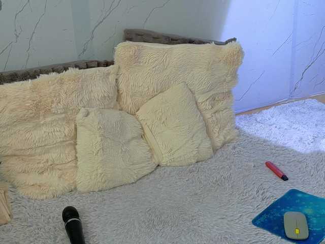 sasha-lst live cam on BongaCams