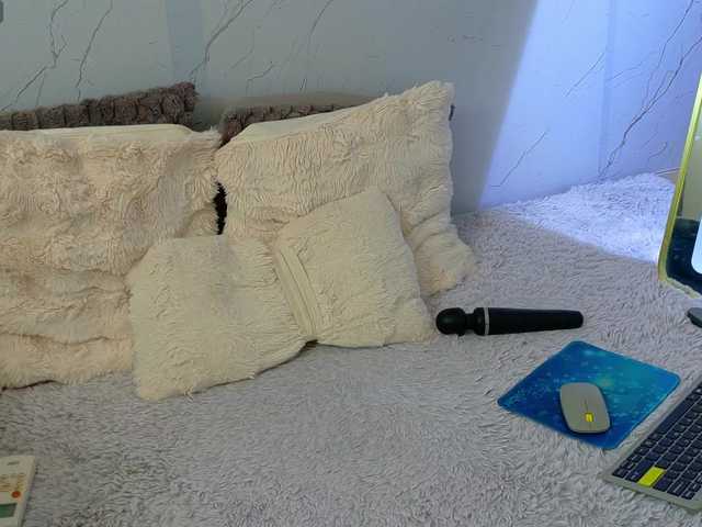 sasha-lst live cam on BongaCams