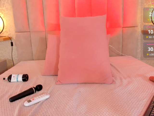 amy-saenz live cam on BongaCams