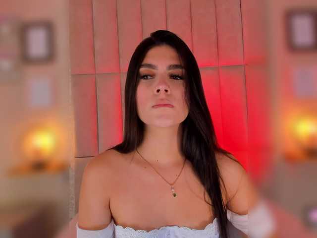 amy-saenz live cam on BongaCams