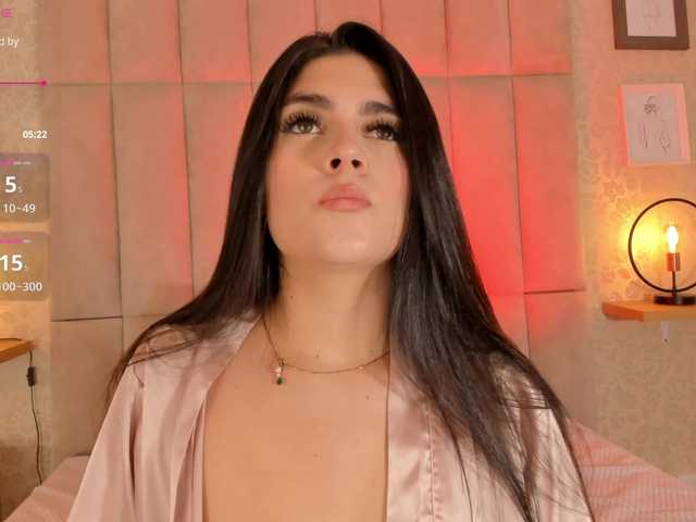 amy-saenz live cam on BongaCams
