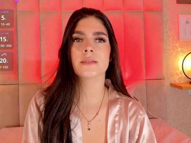 amy-saenz live cam on BongaCams