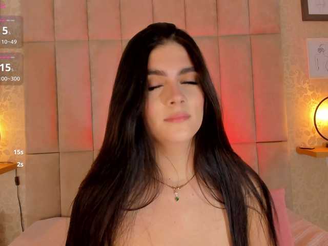 amy-saenz live cam on BongaCams