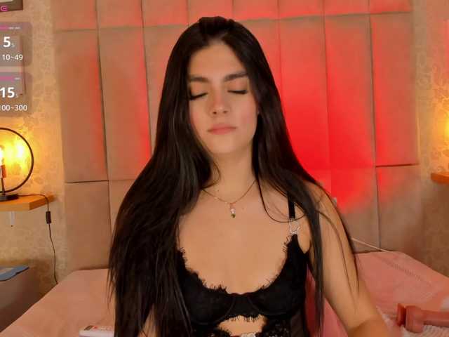 amy-saenz live cam on BongaCams
