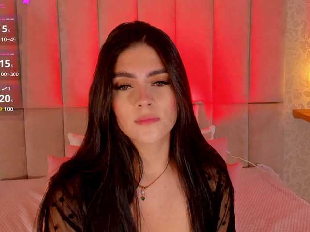 amy-saenz live cam on BongaCams