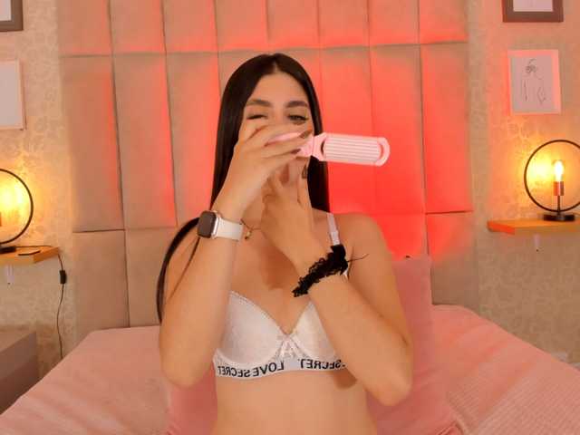 amy-saenz live cam on BongaCams