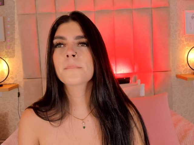 amy-saenz live cam on BongaCams