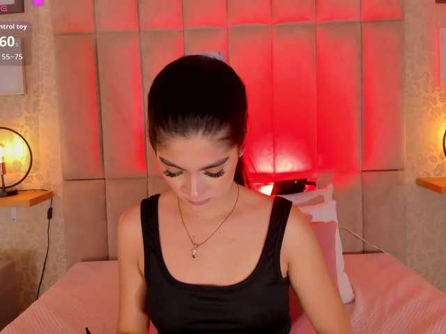amy-saenz live cam on BongaCams
