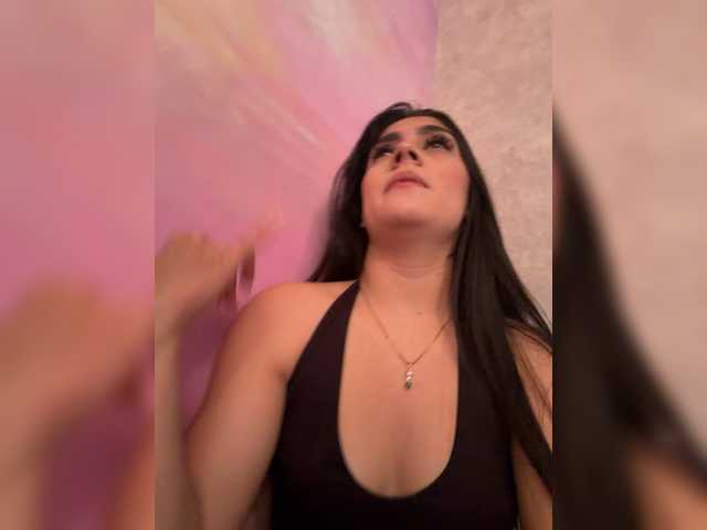 amy-saenz live cam on BongaCams