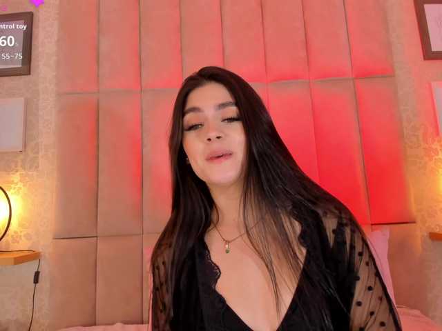 amy-saenz live cam on BongaCams