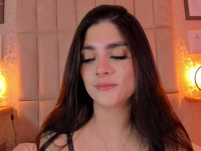 amy-saenz live cam on BongaCams