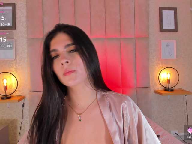 amy-saenz live cam on BongaCams