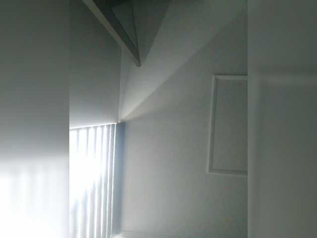 amy-saenz live cam on BongaCams