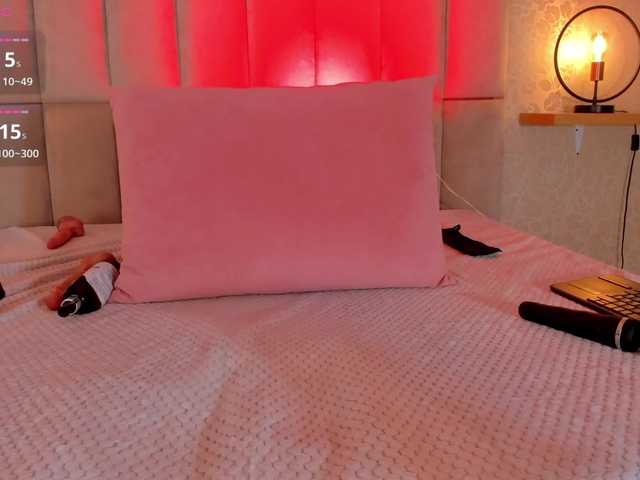 amy-saenz live cam on BongaCams