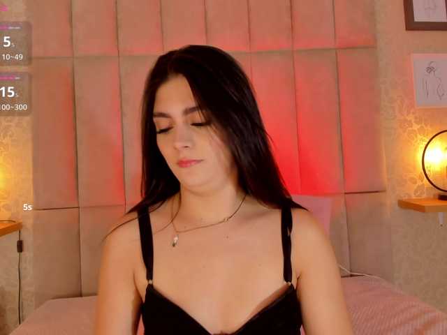 amy-saenz live cam on BongaCams