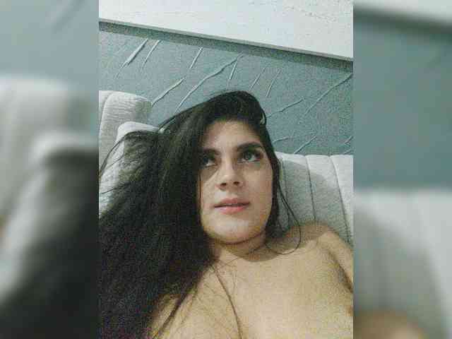 amy-saenz webcam