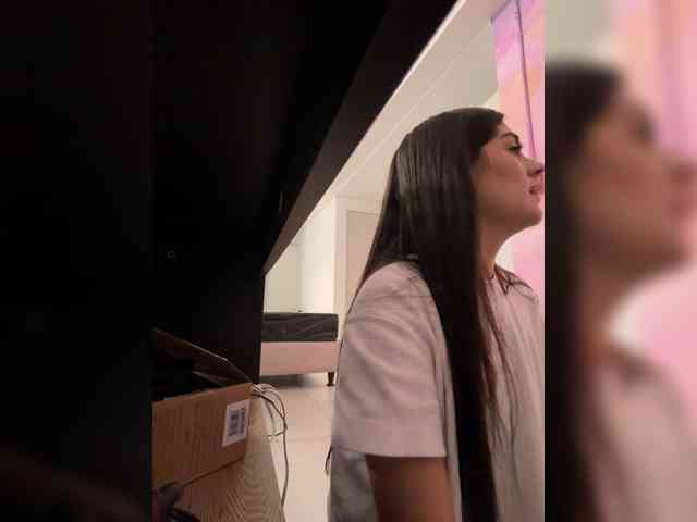 amy-saenz webcam