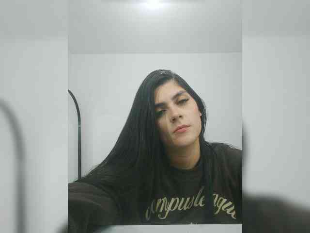 amy-saenz webcam