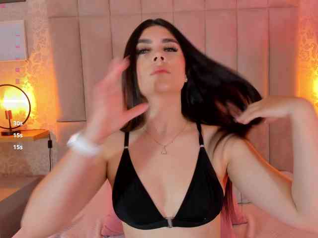 amy-saenz webcam