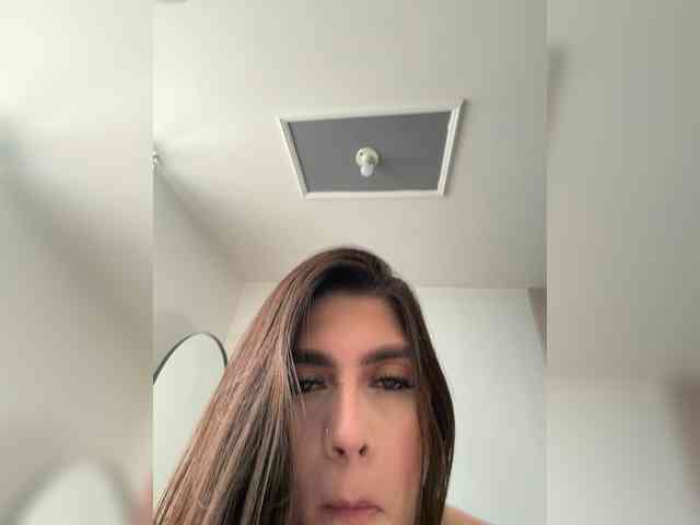 amy-saenz webcam