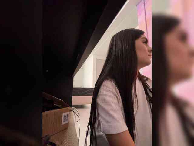amy-saenz webcam