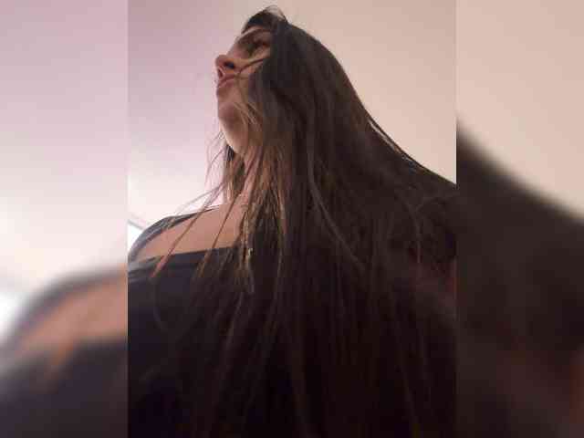 amy-saenz webcam
