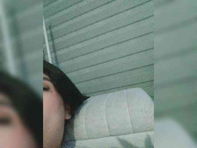 amy-saenz webcam