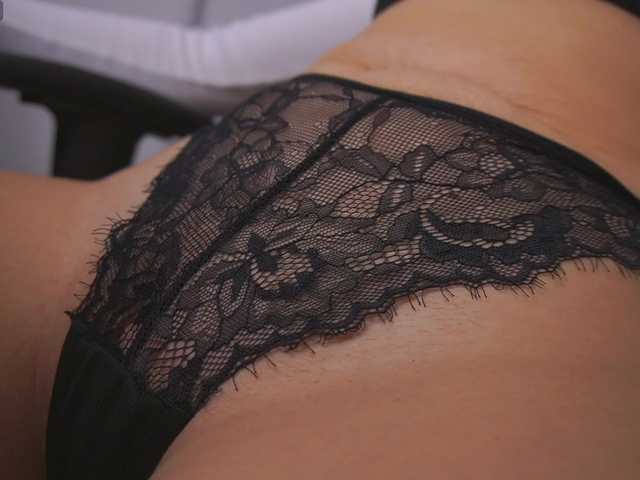 DanikaDillan live cam on BongaCams
