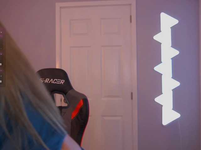 DanikaDillan