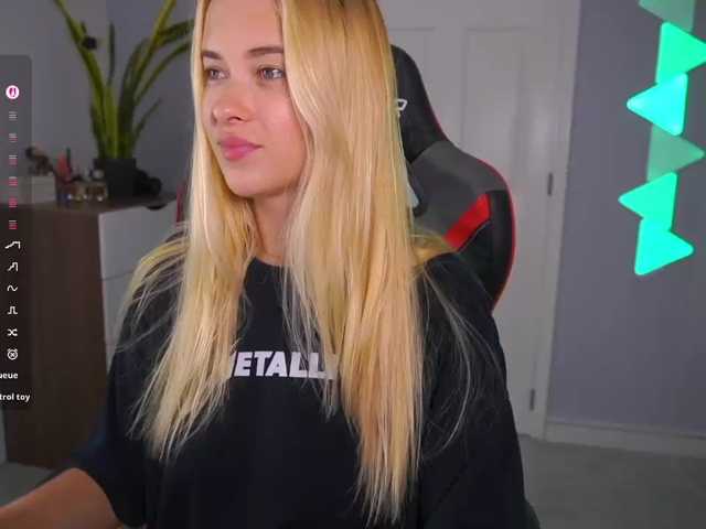 DanikaDillan