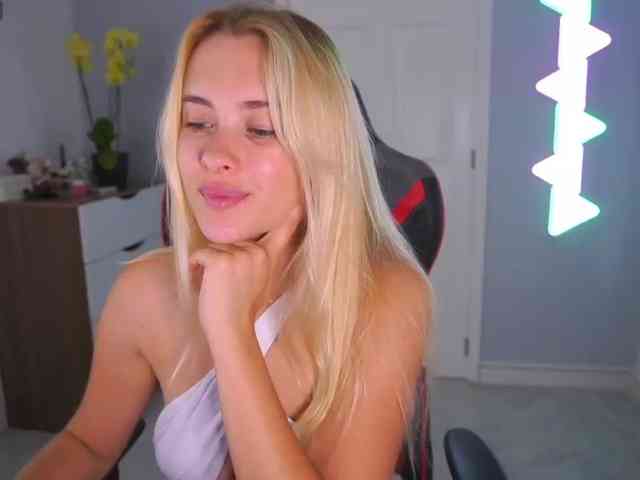 DanikaDillan